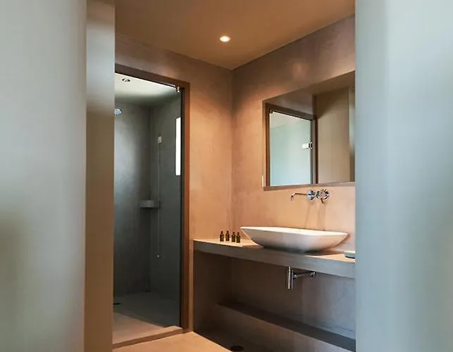 Diapori 4* Kardhamili