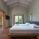 Hotel Diapori