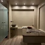 Diapori Hotel