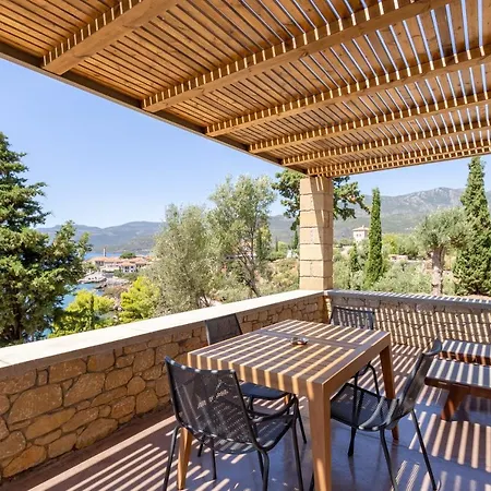 Hotel Diapori 4*