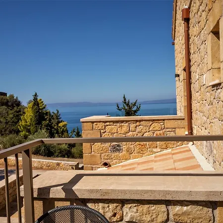 Diapori Hotel Kardhamili